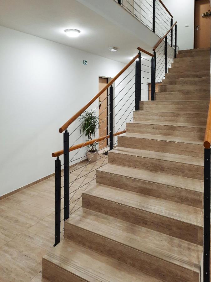 Enjoy Pula - New Apt With Terrace And Free Parking Garage 외부 사진